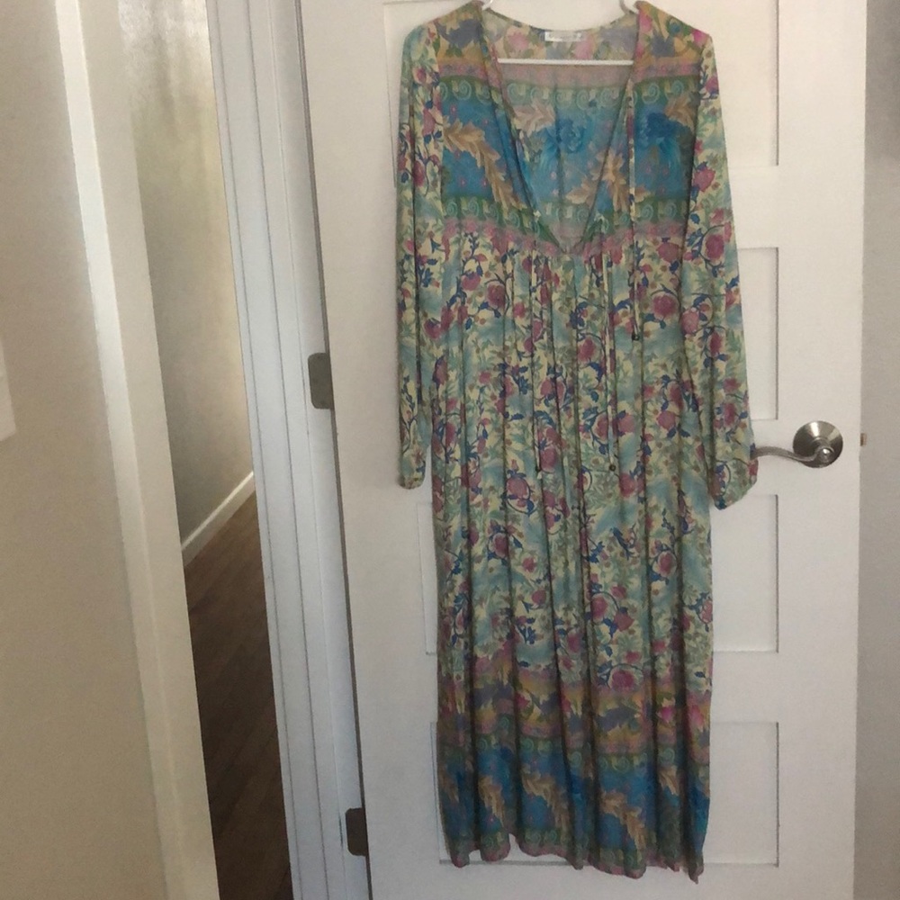 Spell and the gypsy collective look alike